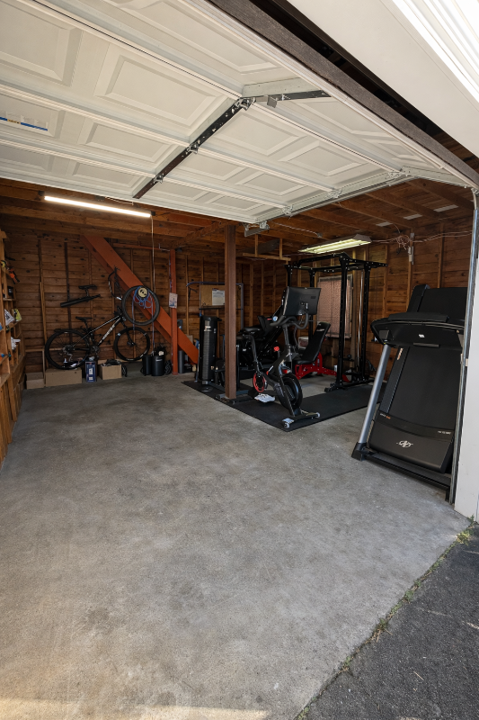 1544 Nelms Ave - Photo 6 of 12