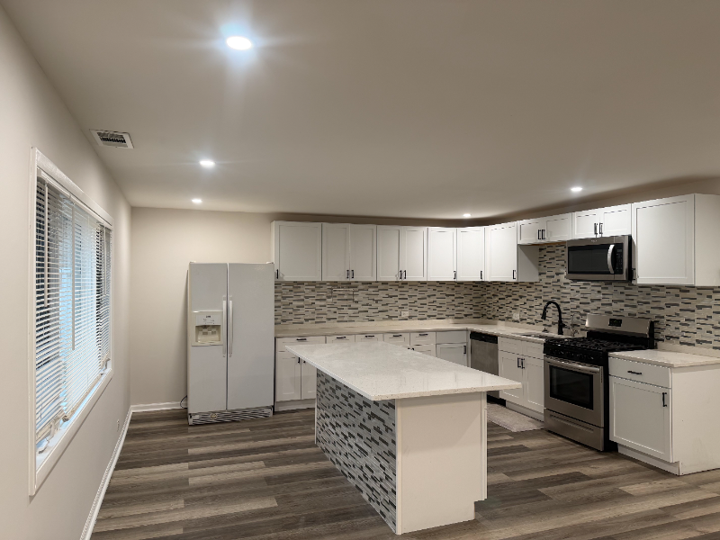 18104 Paxton Ave ##Il - Photo 4 of 16