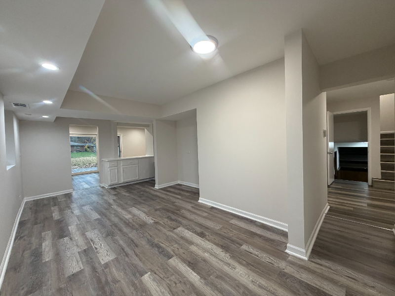 18104 Paxton Ave ##Il - Photo 7 of 16