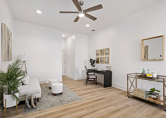 506 E Evergreen St - Photo 5 of 20