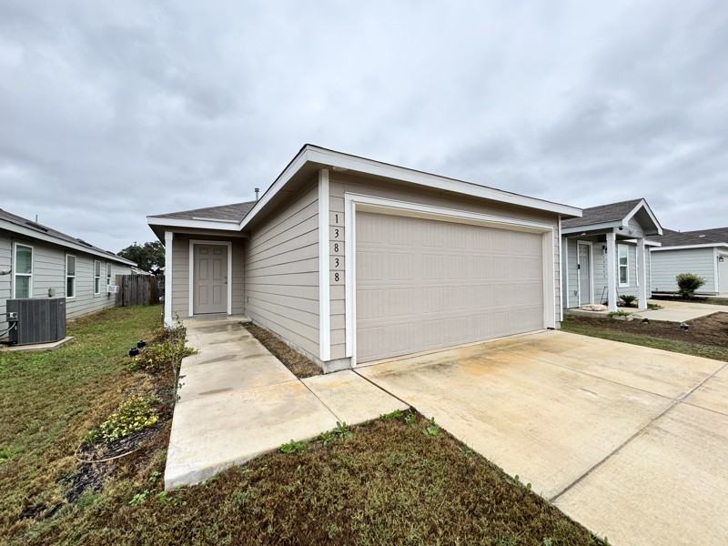 13838 Ostrich Run - Photo 4 of 20