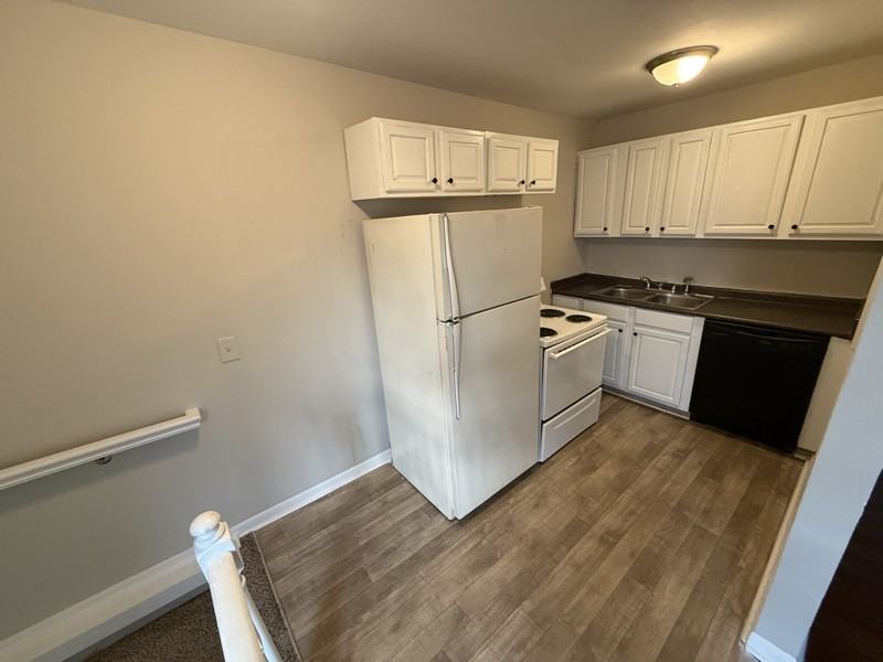 1509 Boscobel St #B - Photo 3 of 10