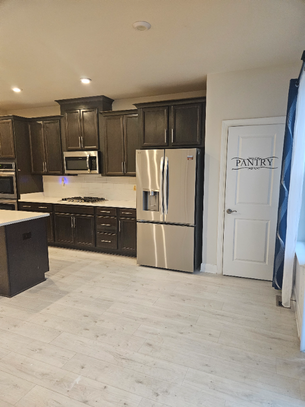 6201 Quinns Creek Dr - Photo 6 of 20