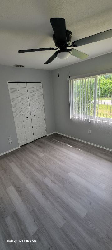 2498 Lakeshore Cir - Photo 7 of 15