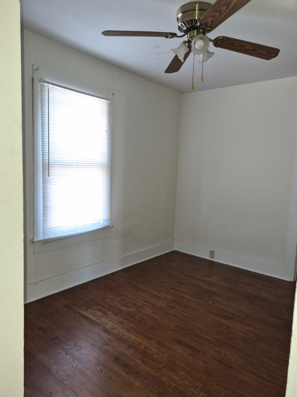 21 Science St - Photo 5 of 9