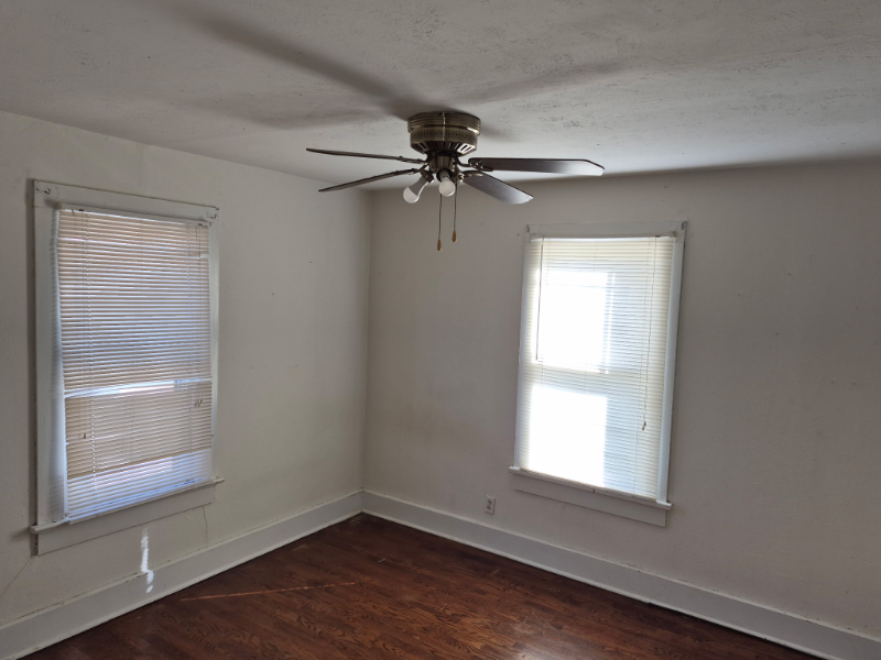 21 Science St - Photo 6 of 9