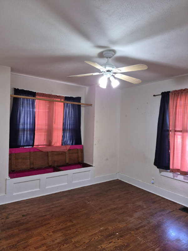 21 Science St - Photo 7 of 9