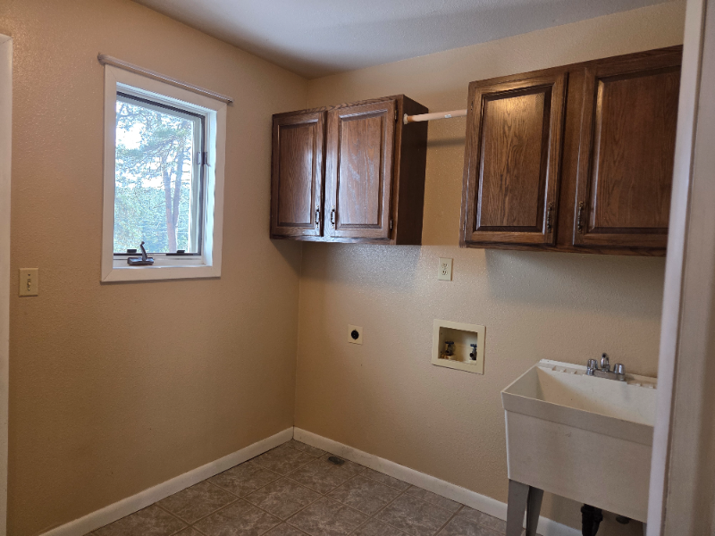 4745 Shady Ln - Photo 2 of 20