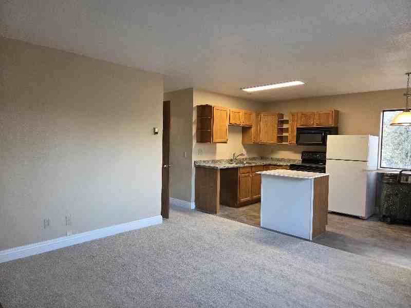 27 W Saint Elmo Ave - Photo 2 of 11