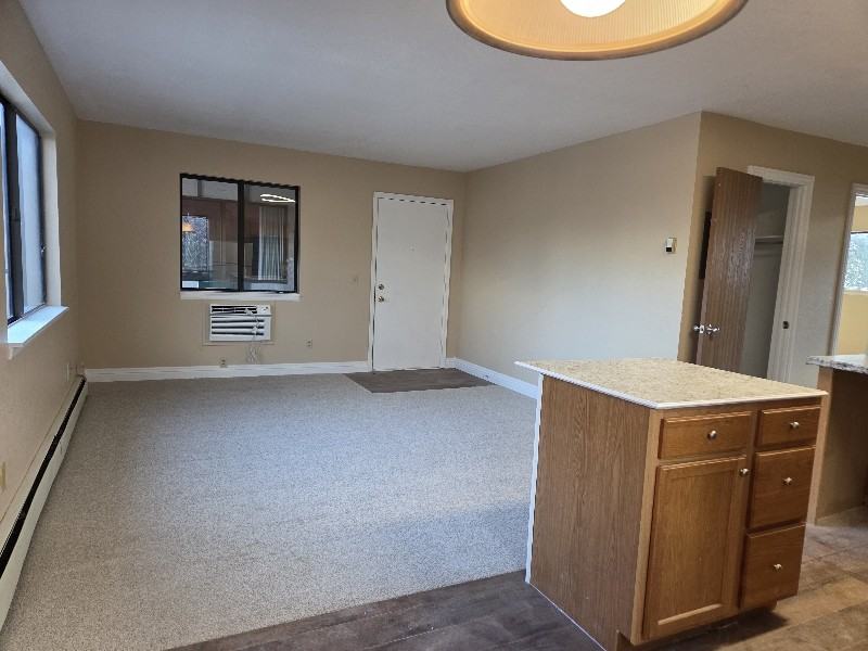 27 W Saint Elmo Ave - Photo 4 of 11