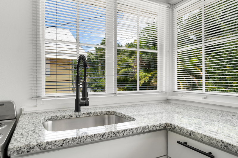 919 16th Ave N #3 - Photo 4 of 18