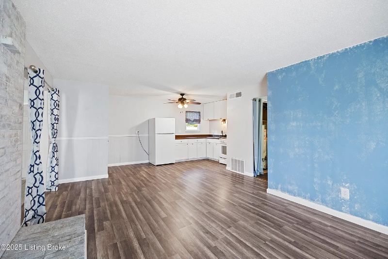 7520 Blue Wing Dr - Photo 7 of 20