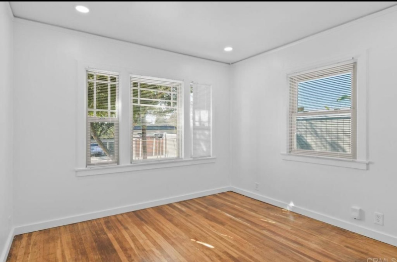 2503 Sumac Dr - Photo 4 of 20