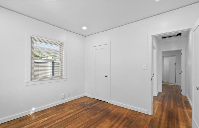 2503 Sumac Dr - Photo 5 of 20