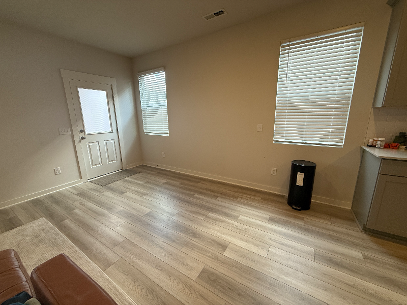 845 Nightingale Ave - Photo 7 of 20