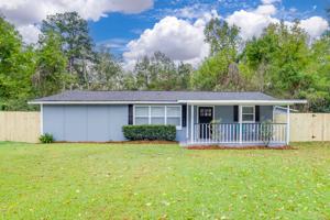 featured image of 105 Maple Cir