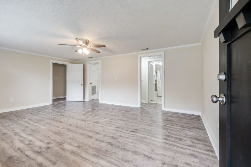 105 Maple Cir - Photo 4 of 11