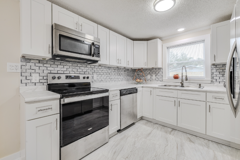 105 Maple Cir - Photo 6 of 11