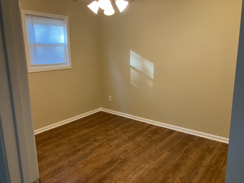 800 Deer Haven Ct - Photo 7 of 10