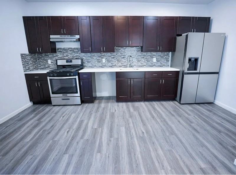 818 S 12th St #1 - Photo 3 of 9