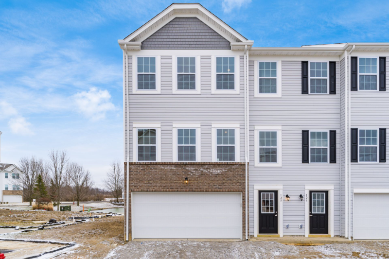 2719 Mchenry Dr - Photo 4 of 45