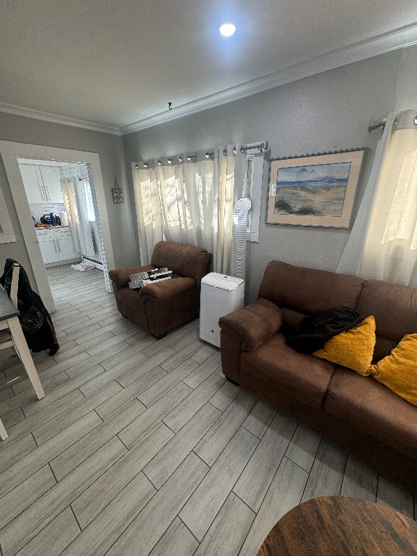 4928 Newton St - Photo 4 of 5