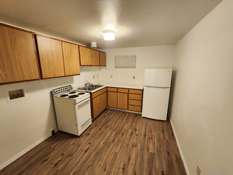 2523 8th Ave #3 - Photo 4 of 5