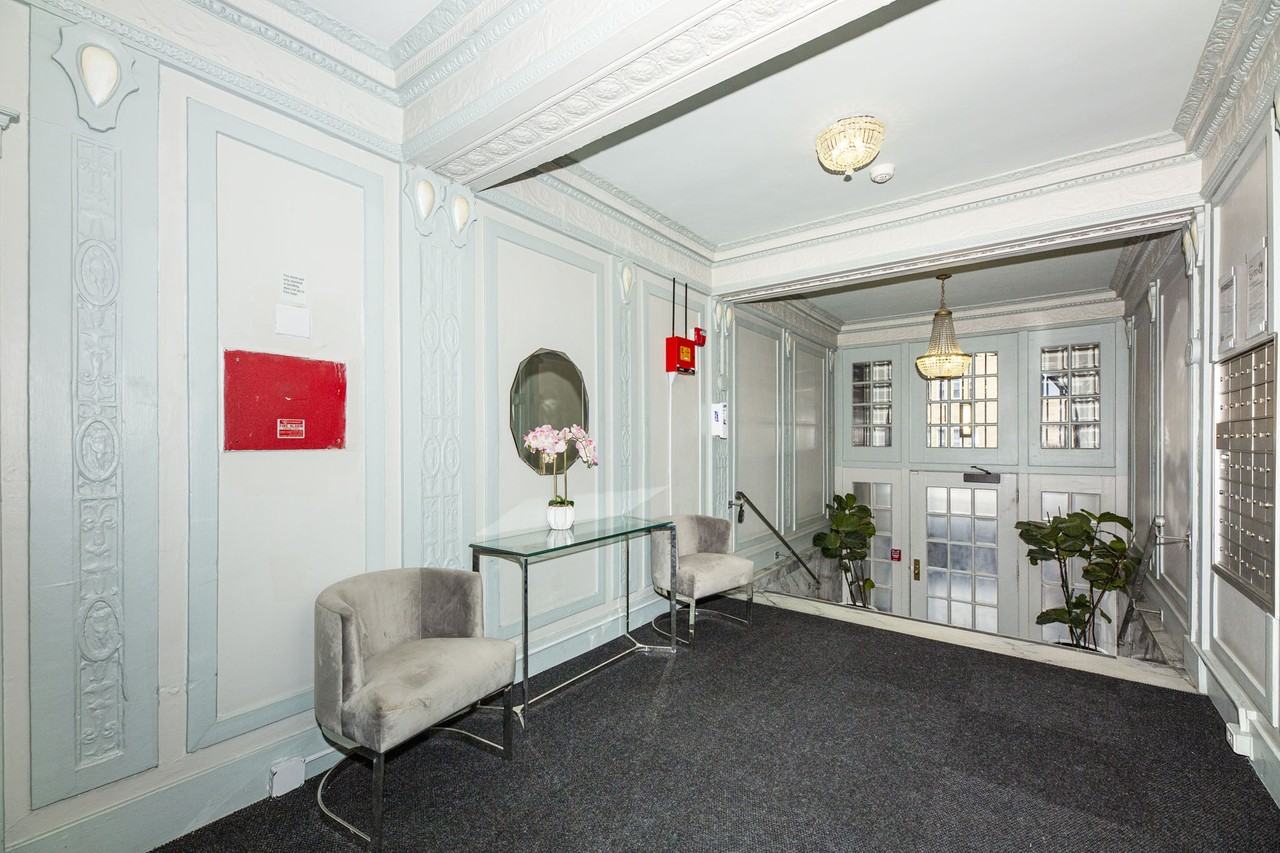 1035 Sutter - Photo 3 of 5