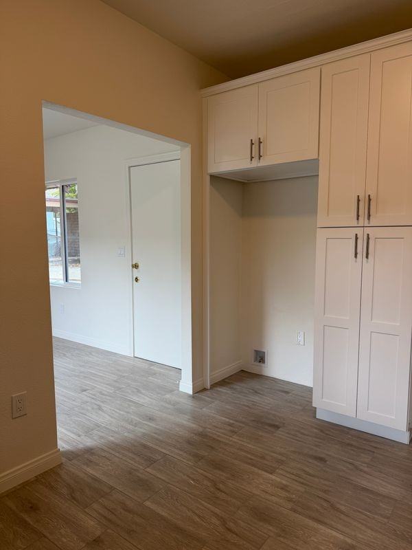 223 E Colorado Blvd ##C - Photo 2 of 23