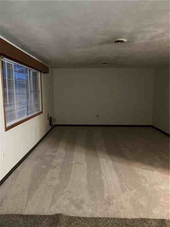 4 Peeptoad Rd - Photo 3 of 9