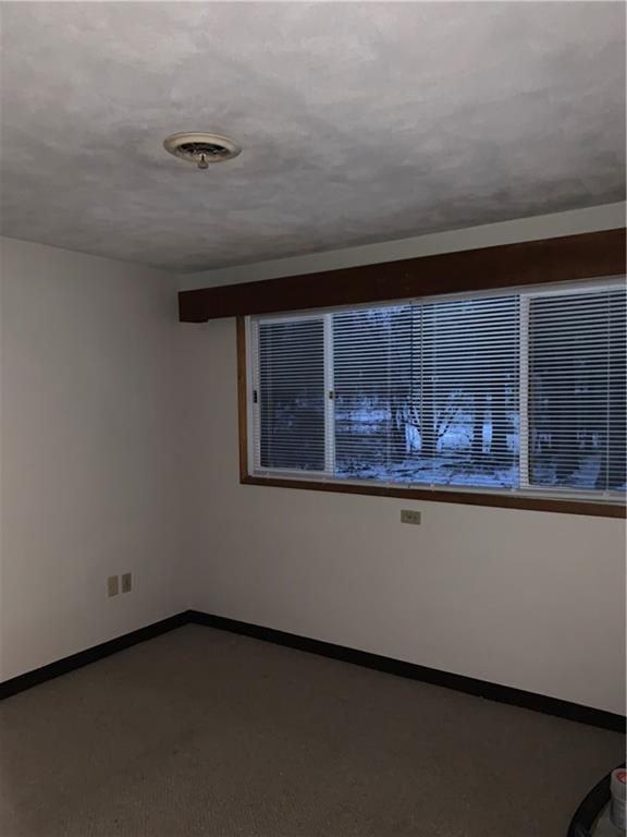 4 Peeptoad Rd - Photo 7 of 9