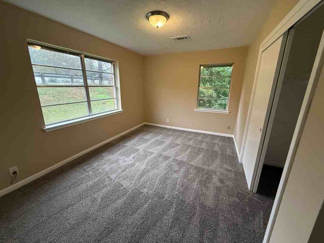 107 State Highway 75 N - Photo 5 of 9