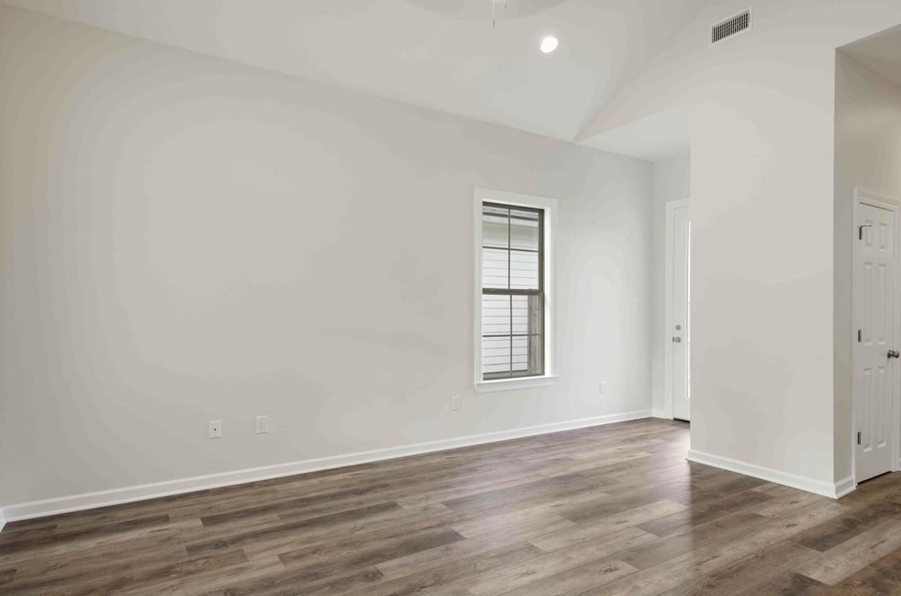 105 Santa Marta Dr #NA - Photo 2 of 20