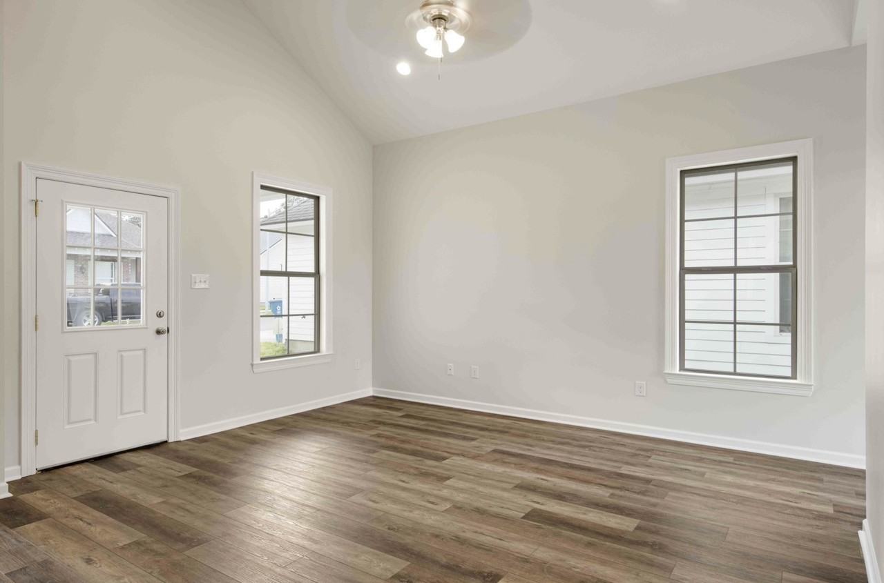 105 Santa Marta Dr #NA - Photo 3 of 20