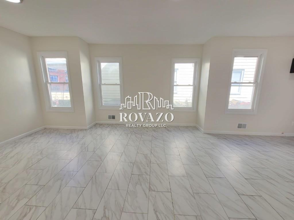 228 Wainwright Street #1 - Photo 5 of 10