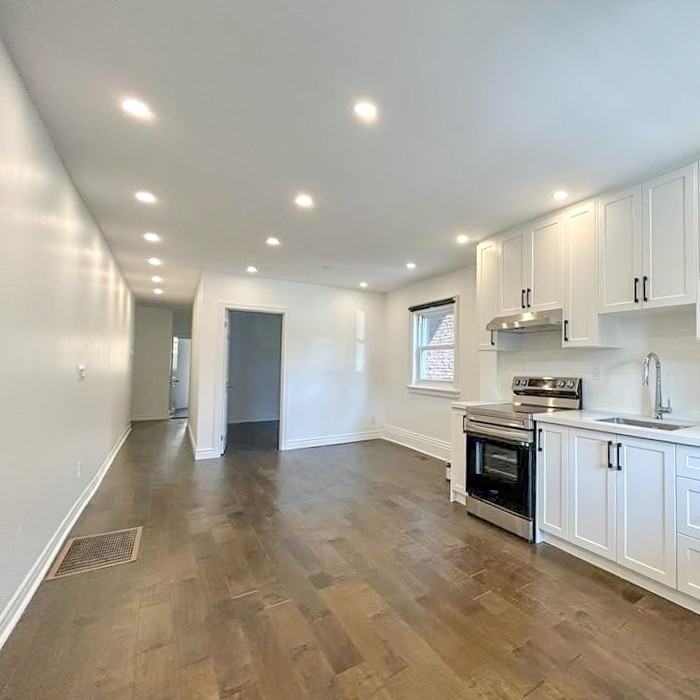 1908 Davenport Road #2 Avail - Photo 3 of 7