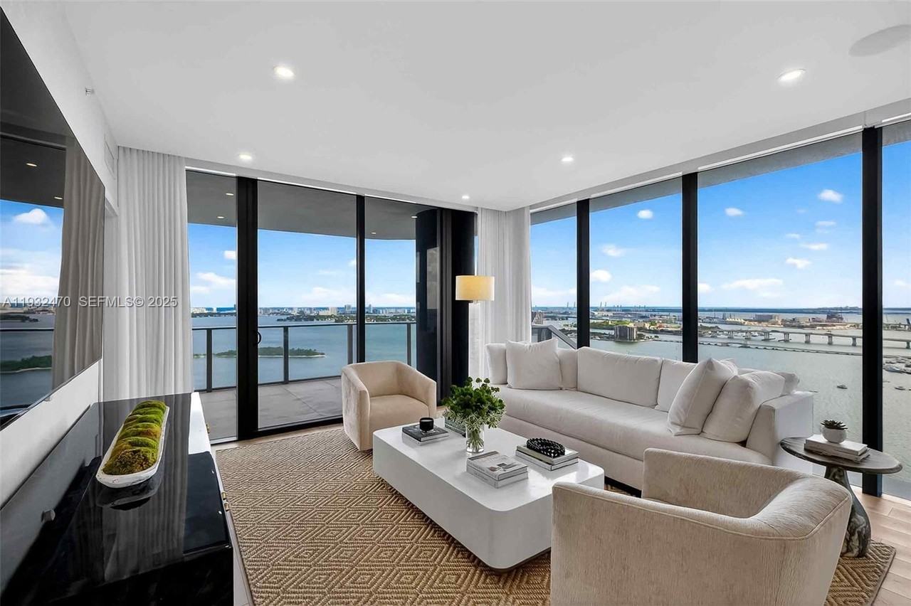 NE 23rd St & Biscayne Blvd - Photo 6 of 36