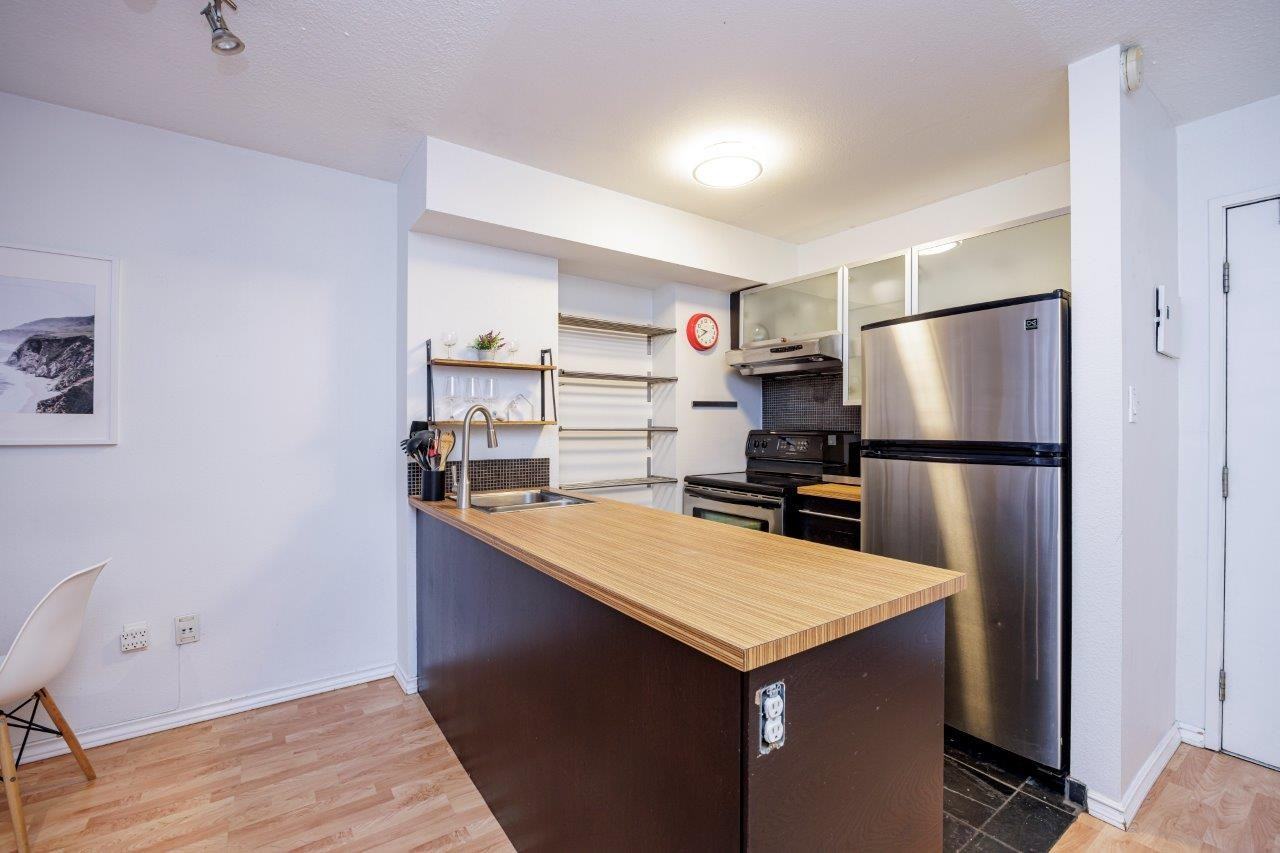 1333 Hornby Street #214 - Photo 4 of 24