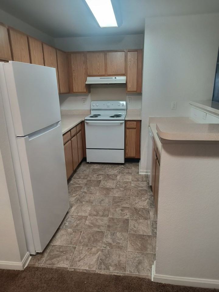 Highlands Apts - Photo 5 of 10