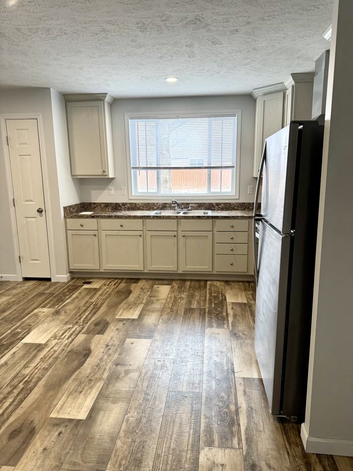 79 Old State Rd S #7 - Photo 6 of 16