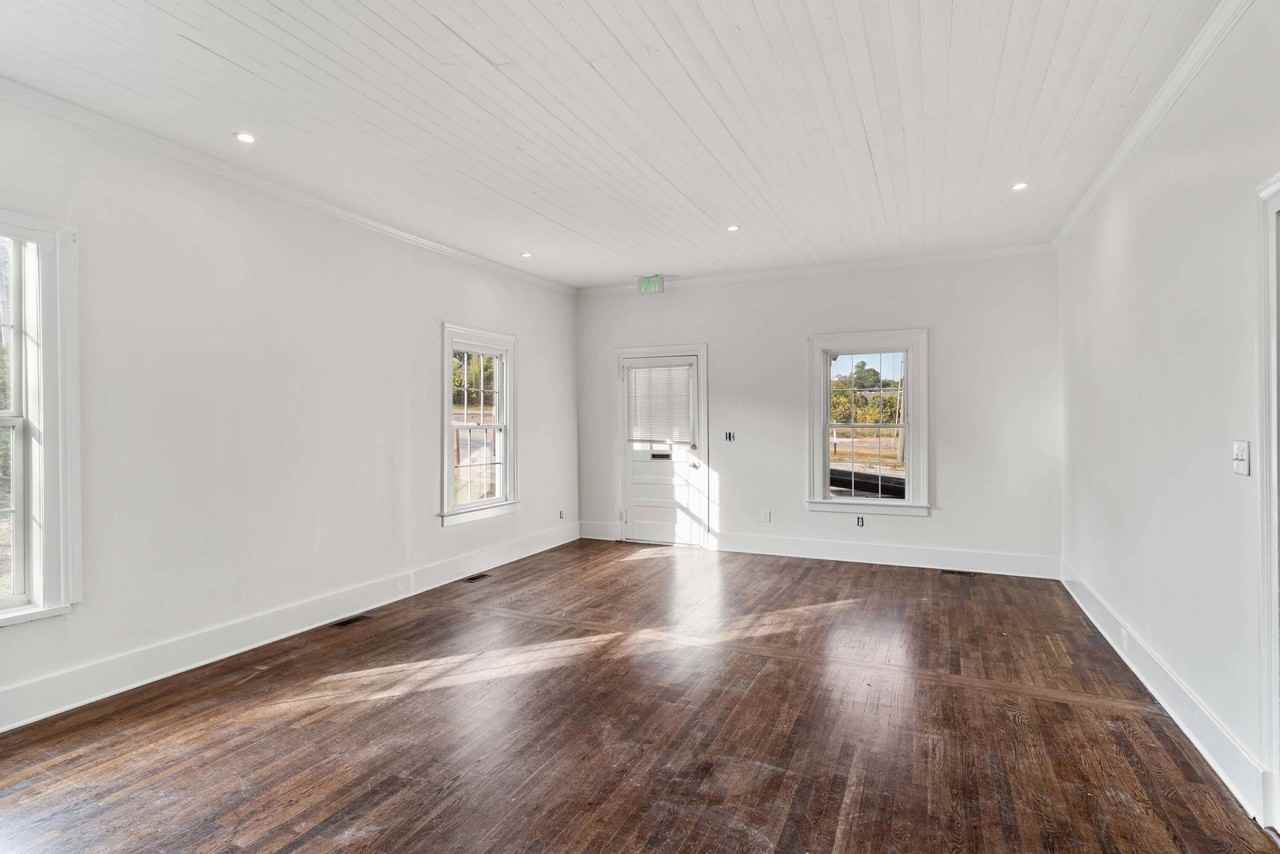 2054 Walton Way #NA - Photo 7 of 14