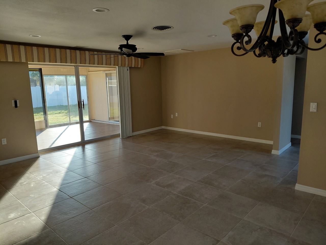 3513 Se 22nd Ave #NA - Photo 4 of 24