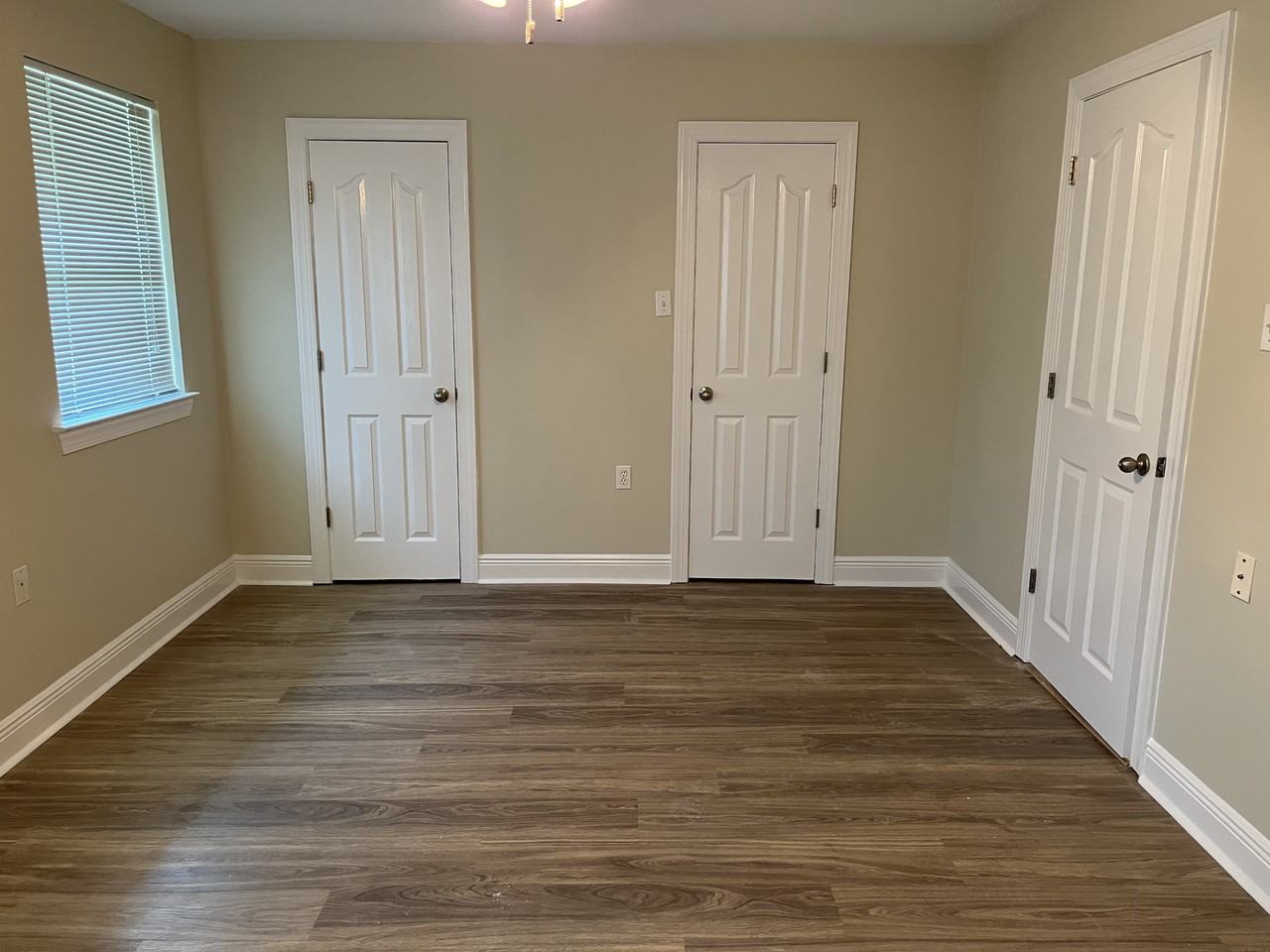 4618 Pontchartrain Dr #F - Photo 5 of 9