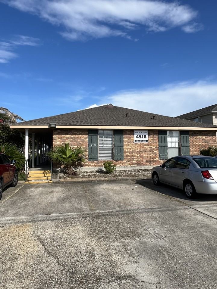 4618 Pontchartrain Dr #F - Photo 7 of 9