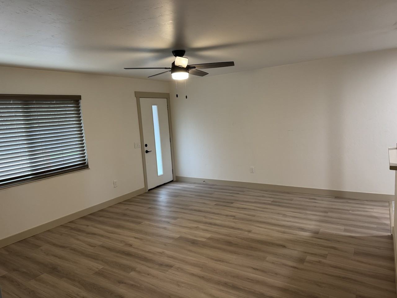 3201 Ridge Ct #2 - Photo 3 of 6