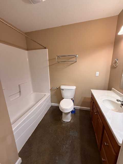 102B Redwood Dr #102B - Photo 2 of 7