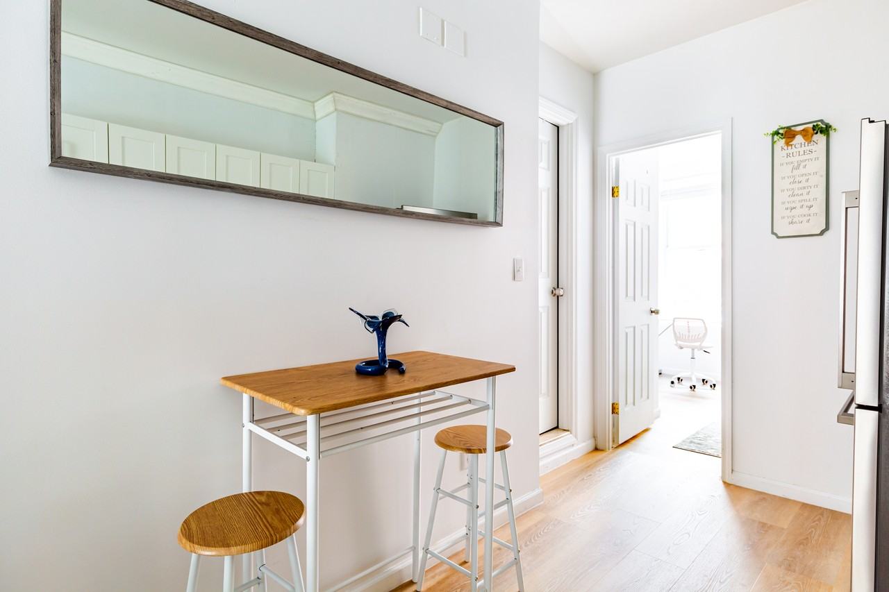 93 1/2 E 7th St #1 - Photo 4 of 15