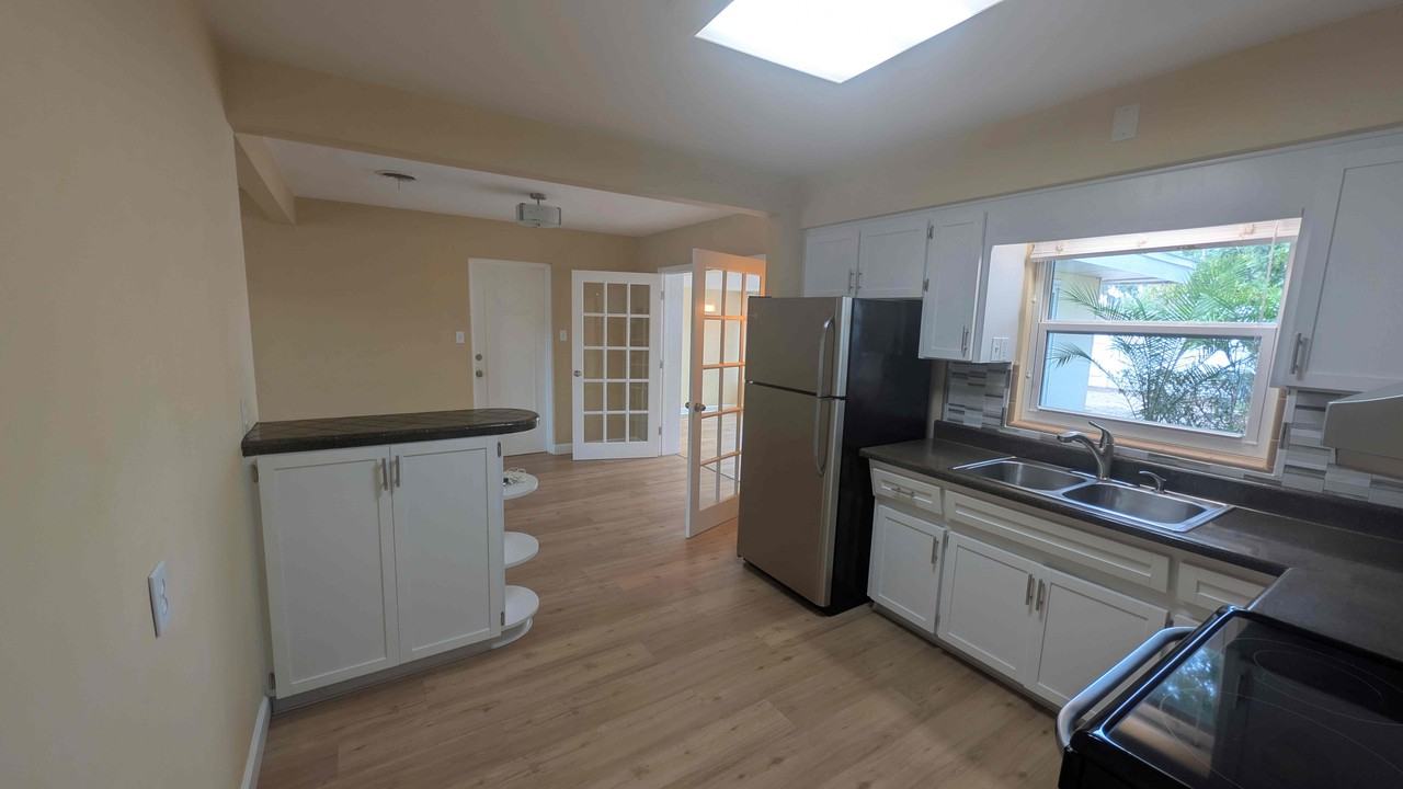 4019 28th Ave N #NA - Photo 4 of 21