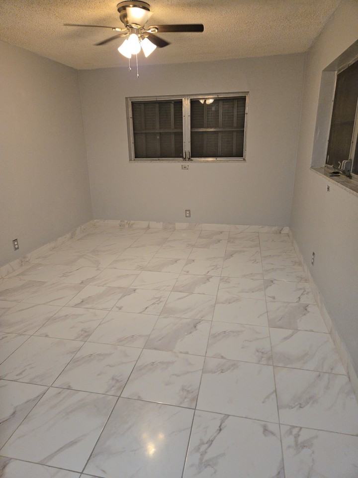 1380 Nw 43rd Ter #109 - Photo 6 of 9