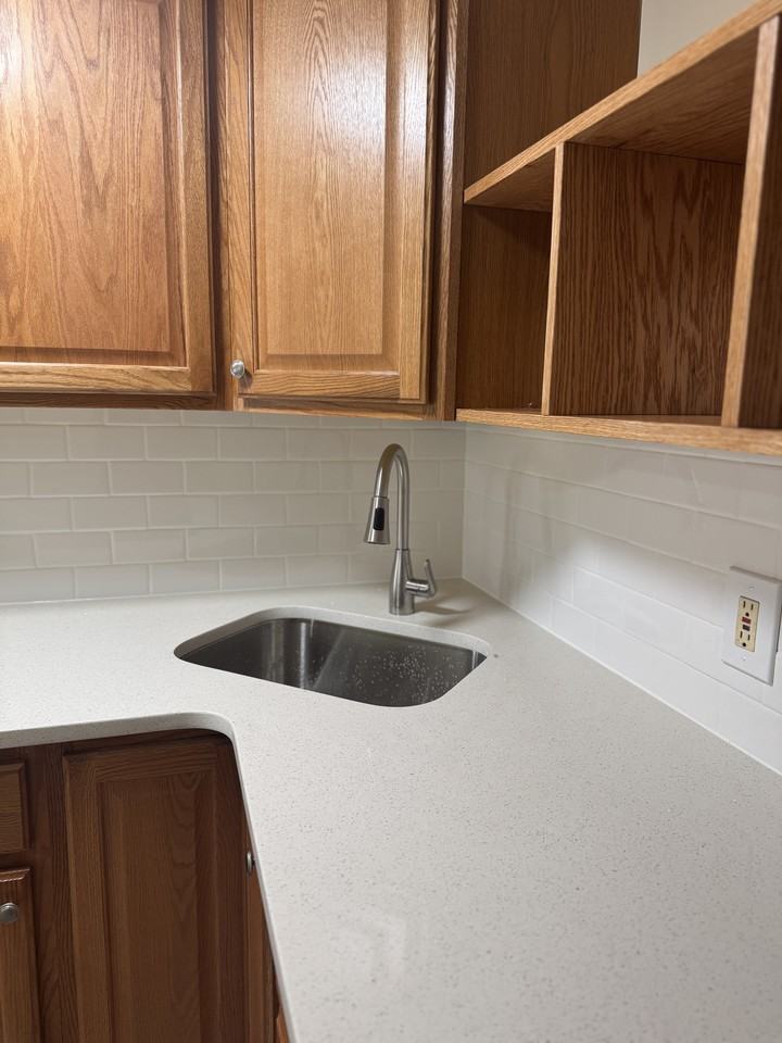 569 Jerome St #3 - Photo 7 of 16